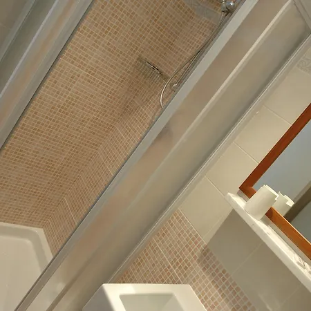 מלון D'annunzio 2*