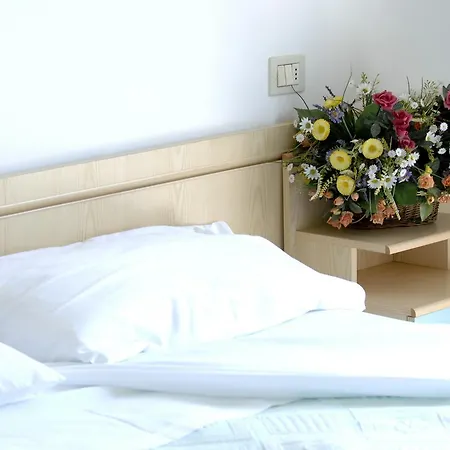 מלון D'annunzio 2*