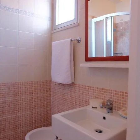 מלון D'annunzio 2*