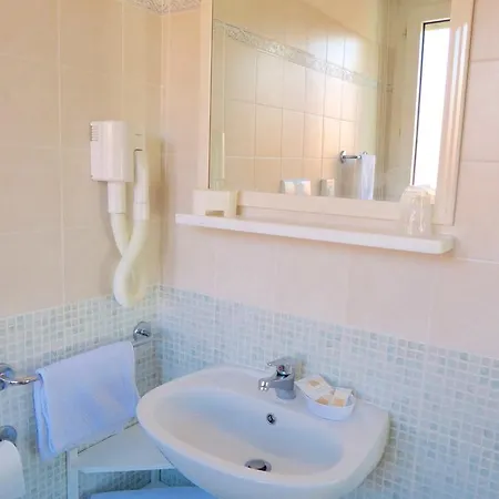 D'annunzio 2* קאטוליקה