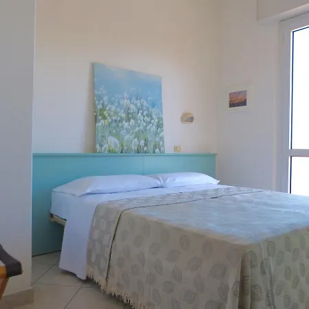 מלון D'annunzio 2*