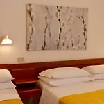 Hotel D'annunzio 2*